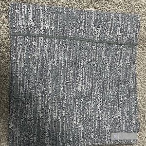 Lululemon Vinyasa scarf